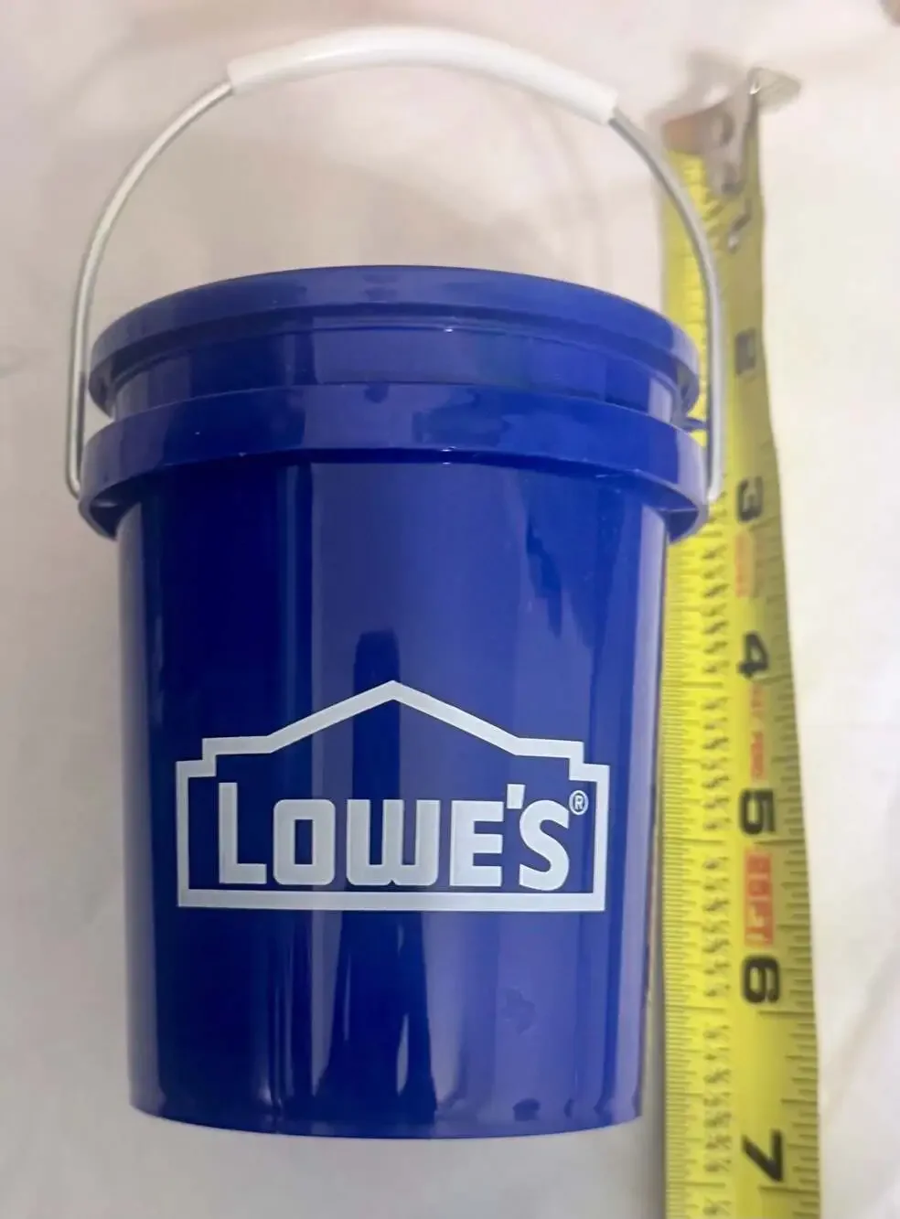 Lowe's 0.42-qt Mini Bucket with Lid Food Safe Blue